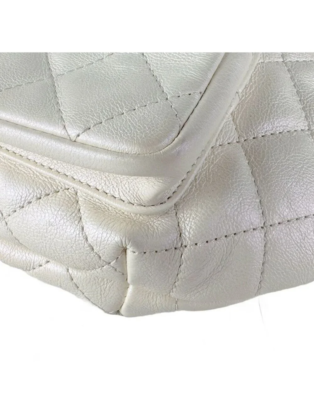 Chanel Shoulder Bag Ivory